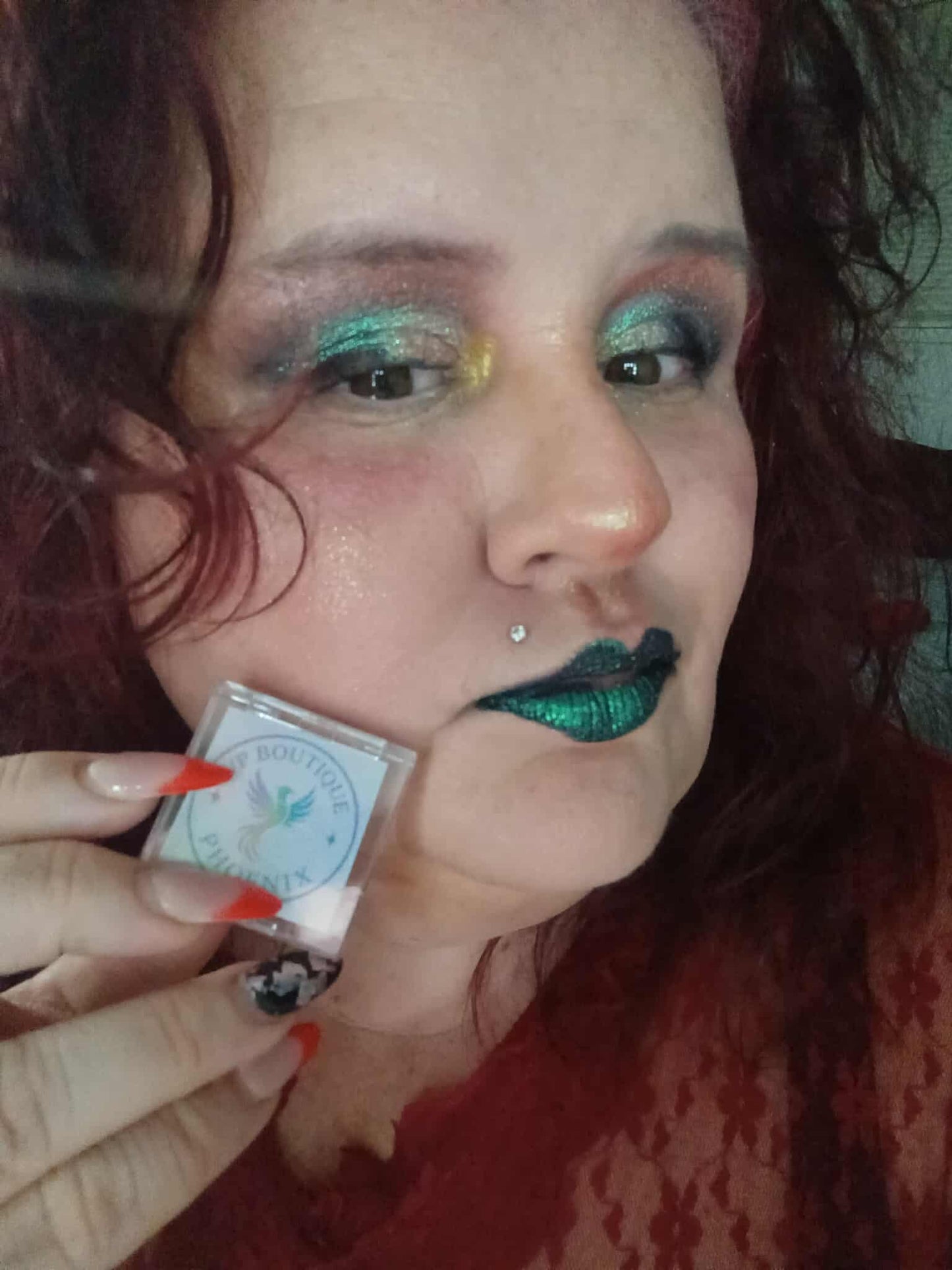 Prismatic Diamond Metallic Eyeshadow