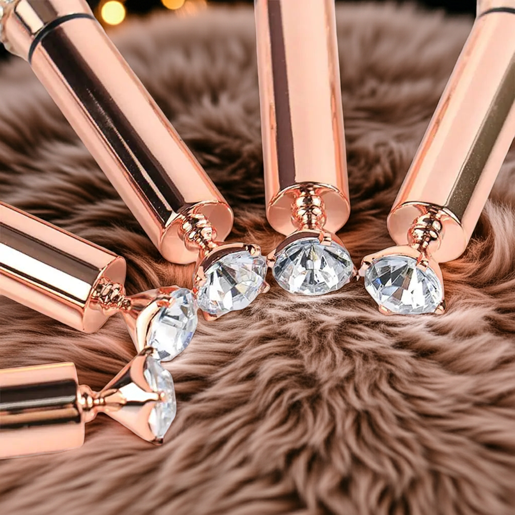 Luxe Line Eyeliner & Rhinestone