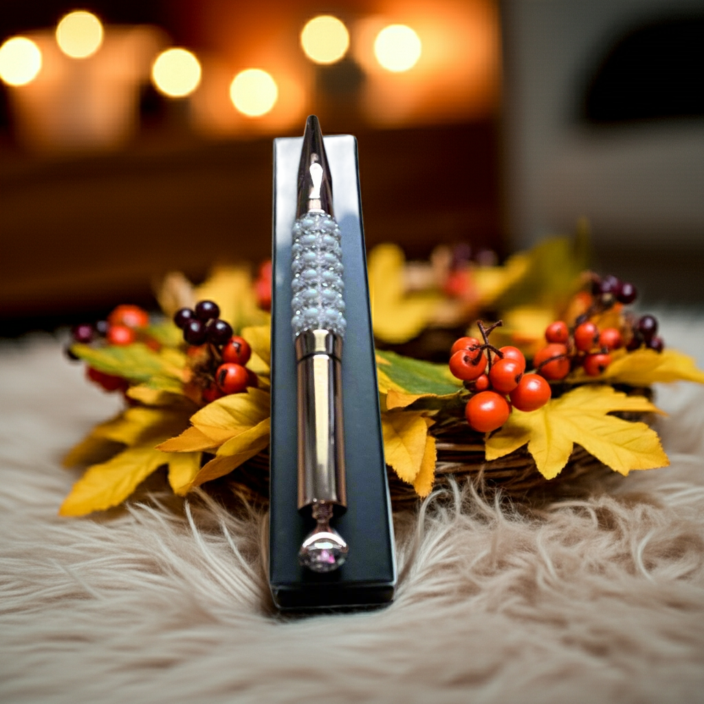 Luxe Line Eyeliner & Rhinestone